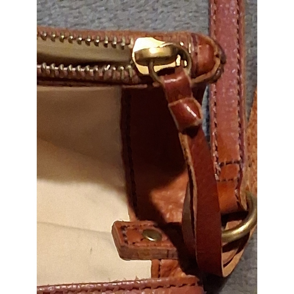 Margot New York Brown Leather Crossbody Zip Gold Hardware Shoulder Strap Purse - Picture 6 of 16